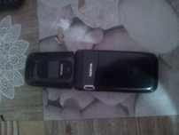 Telemóvel Nokia com carregador em óptimo estado. Câmara atrás