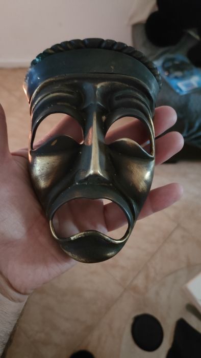 Máscaras para a parede