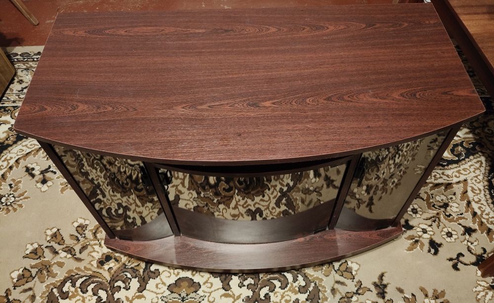 Тумба під телевізор