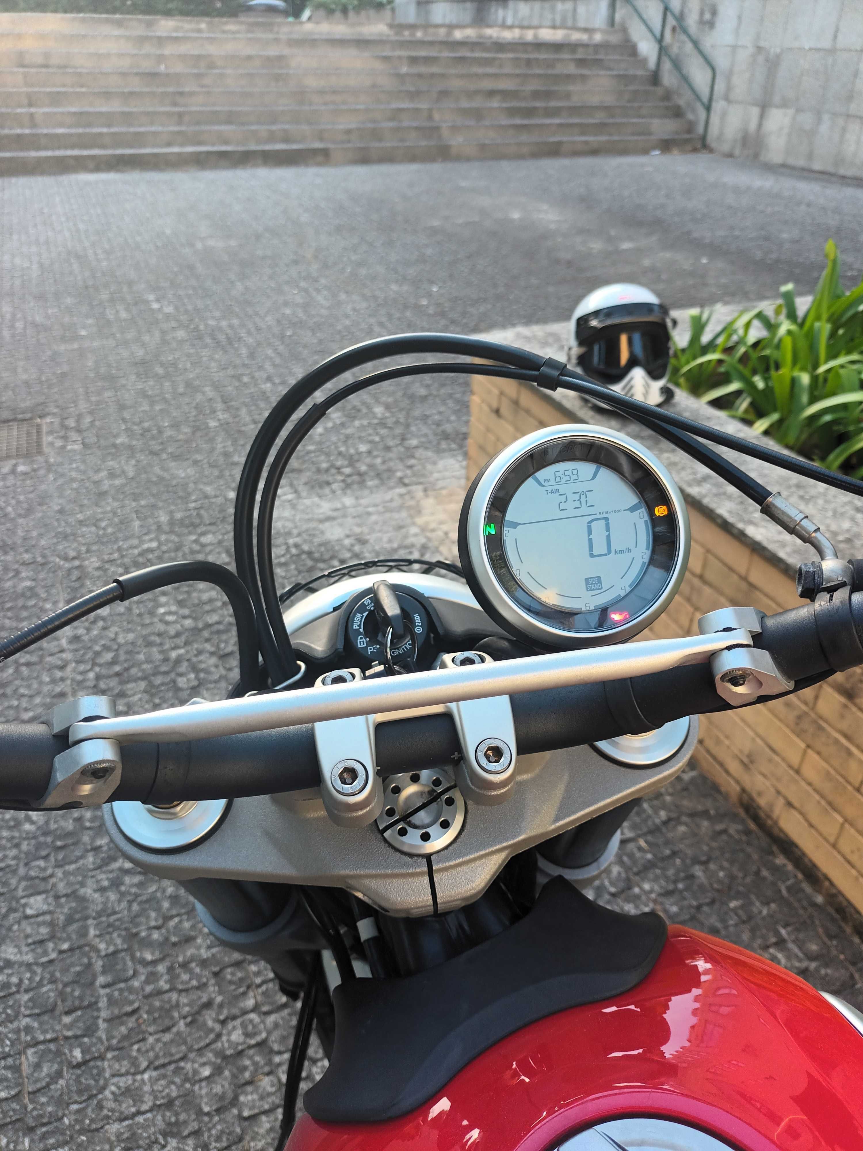 Ducati Scrambler Desert Sled