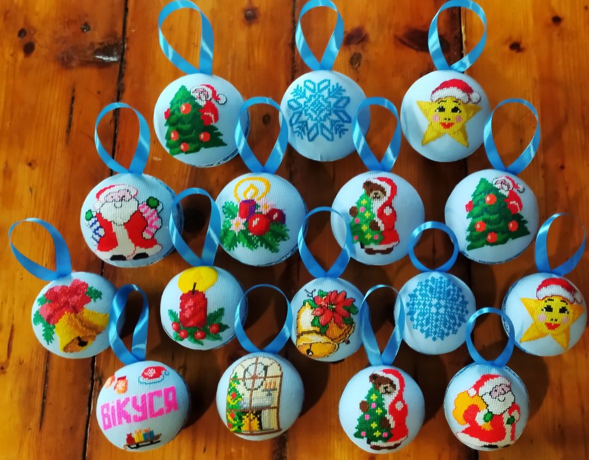 Кульки новорічні ручної роботи