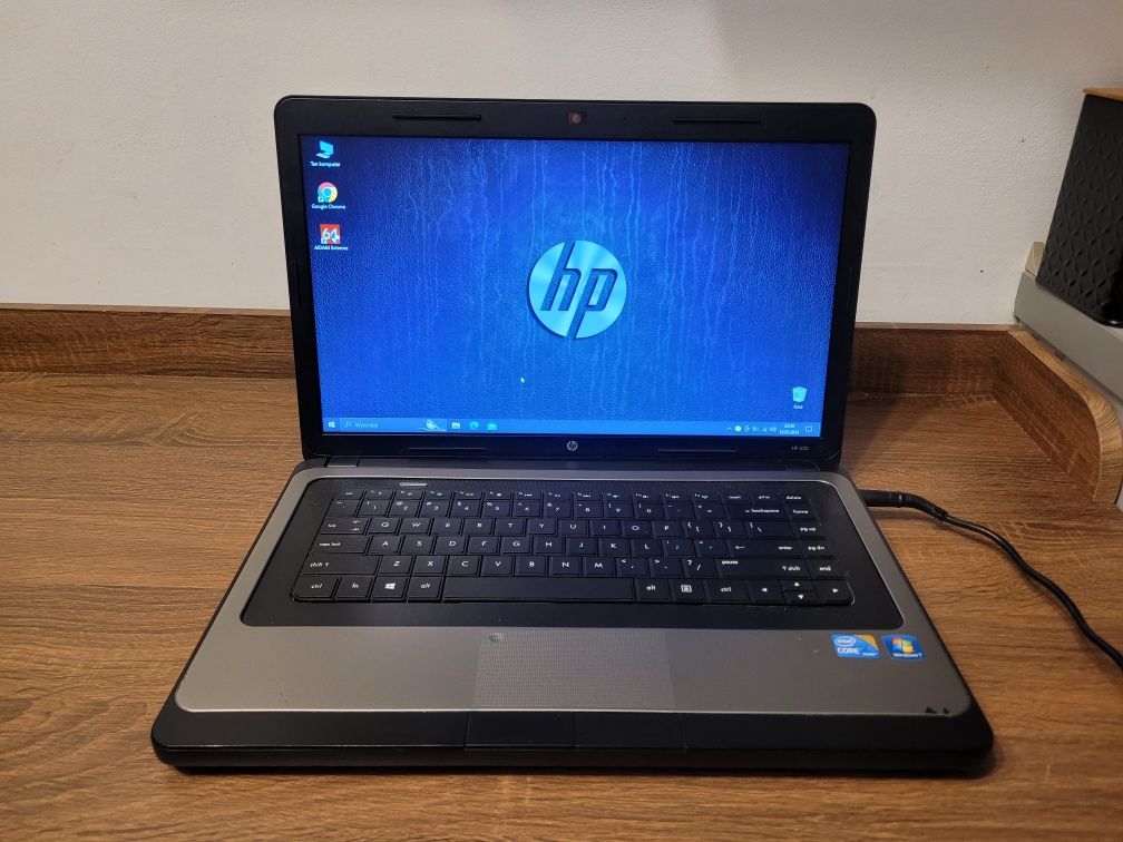 Laptop HP i3-2x2.4GHz/4GB Ram/500GB/Win 10