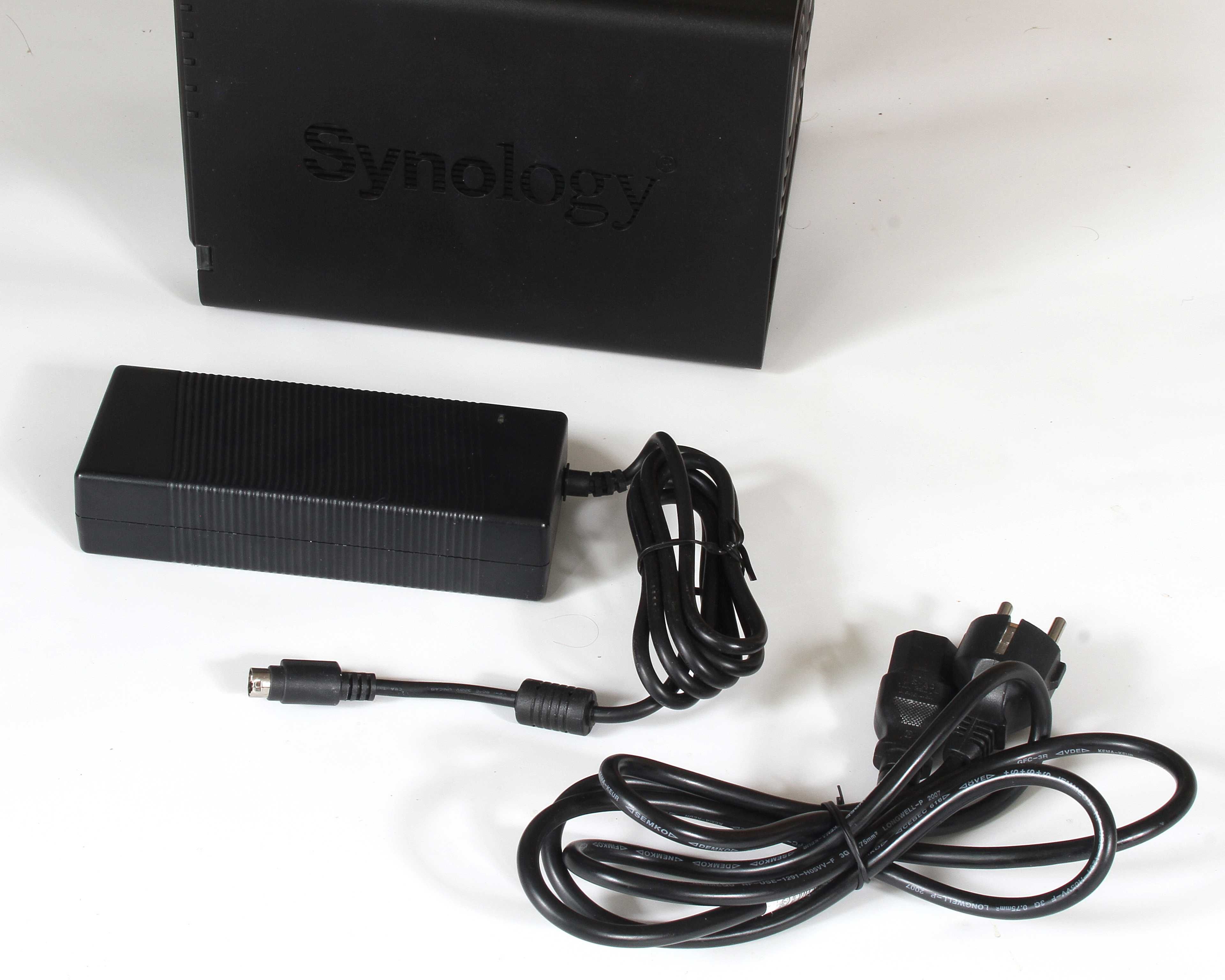 Serwer NAS - Zasilacz Synology 12V 9A zam.8,33/7,5A / 4piny DS4xx