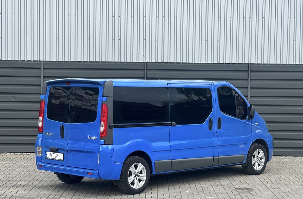 Renault Trafic LONG