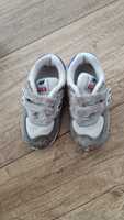 Buty New Balance r.22.5