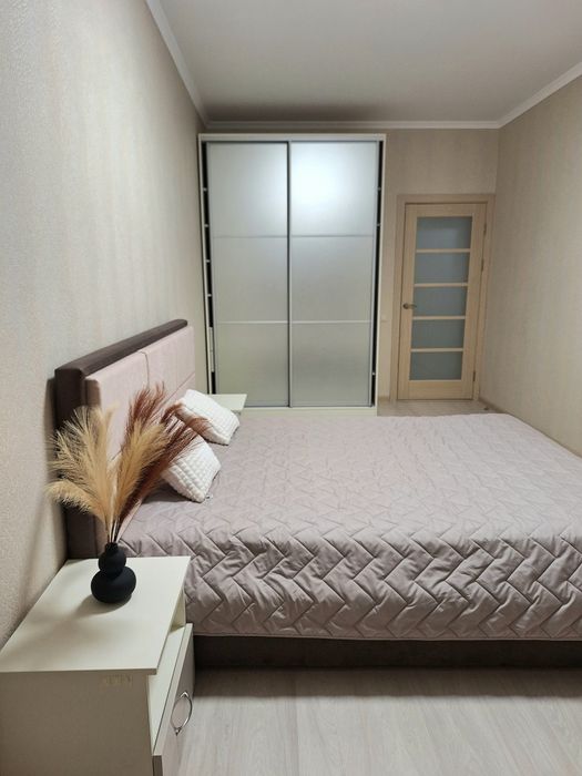 Простора 2 кім квартира в ЖК Софія Сіті,  67 м2, Є 3 РОКИ