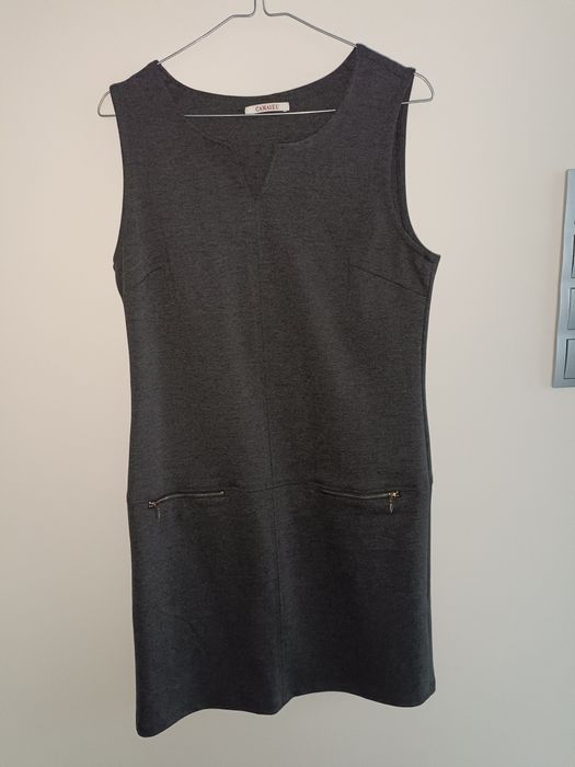 Grafitowa sukienka Camaieu