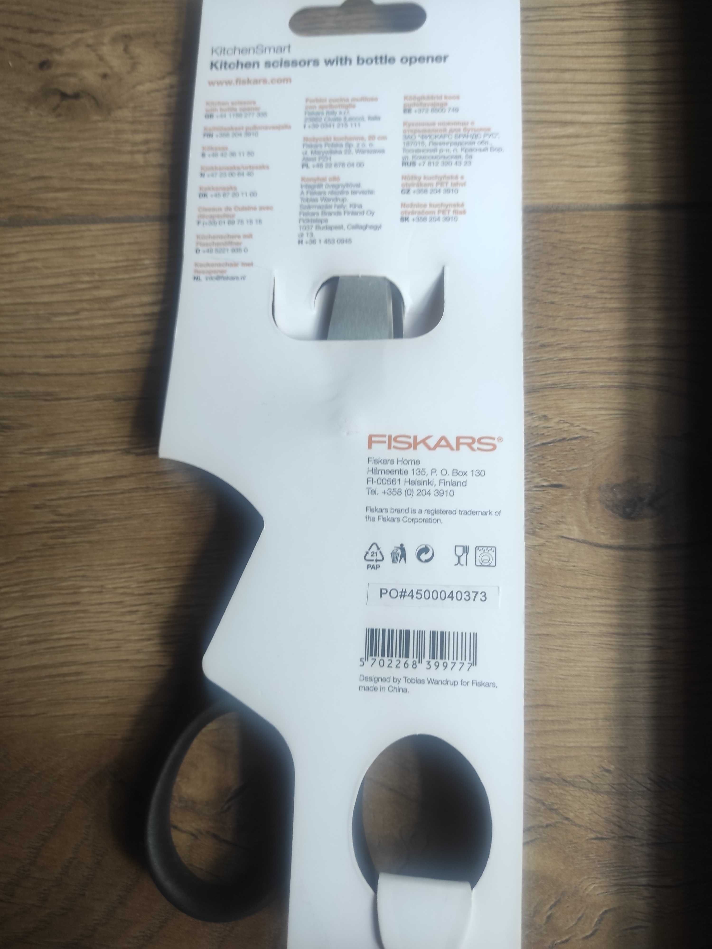 Zestaw noży z bloczkiem + nożyczki Fiskars