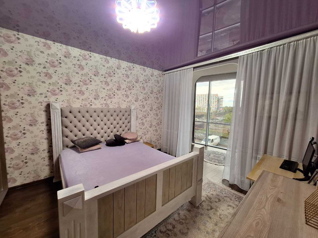 Продаж 3 ком.кв. ЖК" River Town".Мирная19.Индивидуальное отопление