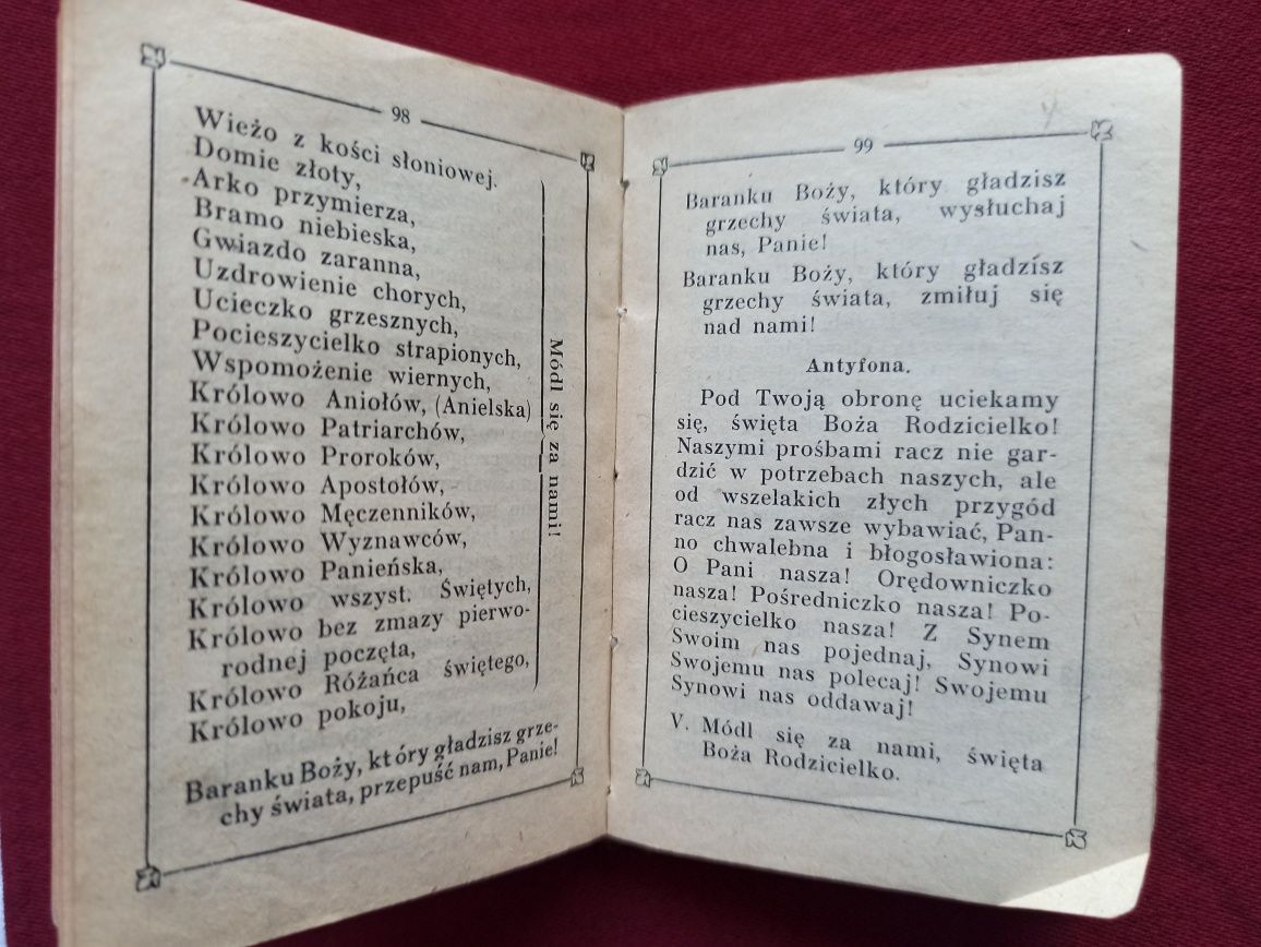 Przedwojenna książeczka do nabożeństwa