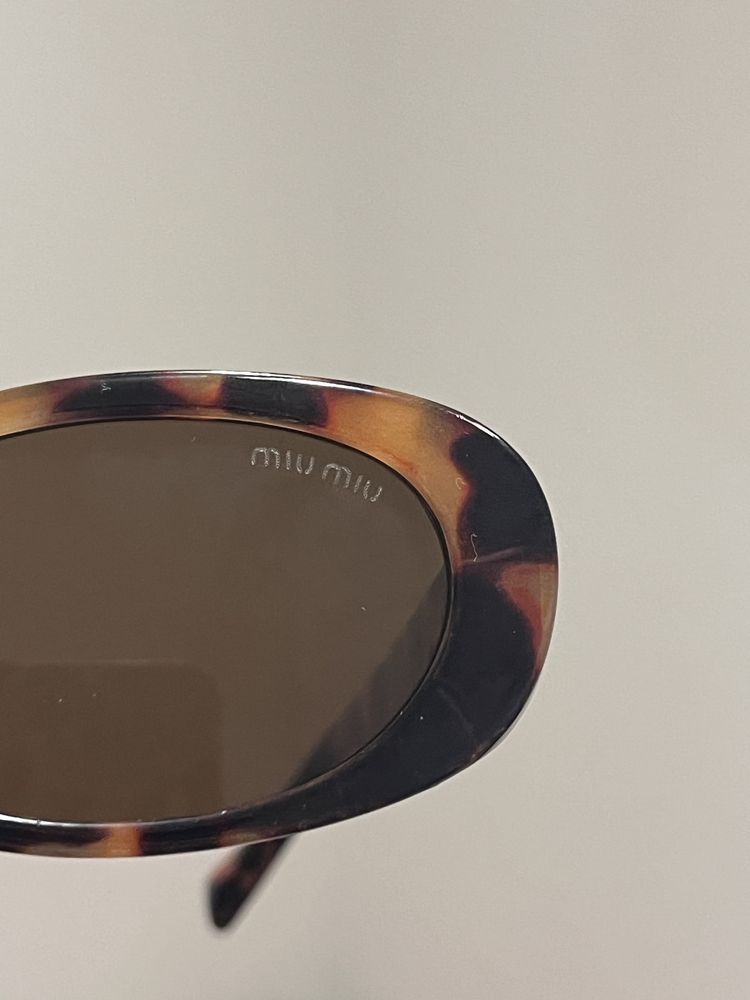 Okulary przeciwsłoneczne Miu Miu