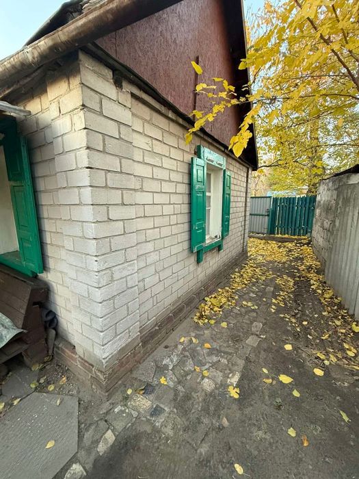 Продам будинок на лівому березі