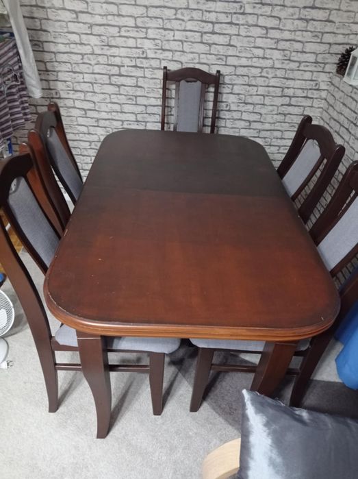 Stół rozkładany 5 krzeseł