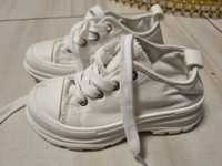 Trampki obuwie sportowe białe rozmiar 26