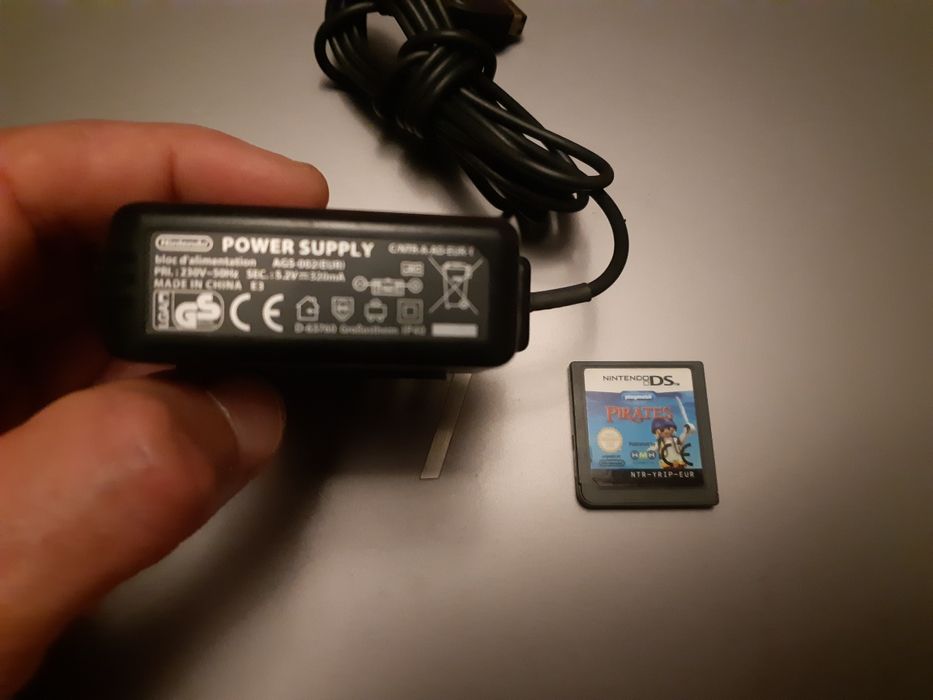 Продам nintendo ds