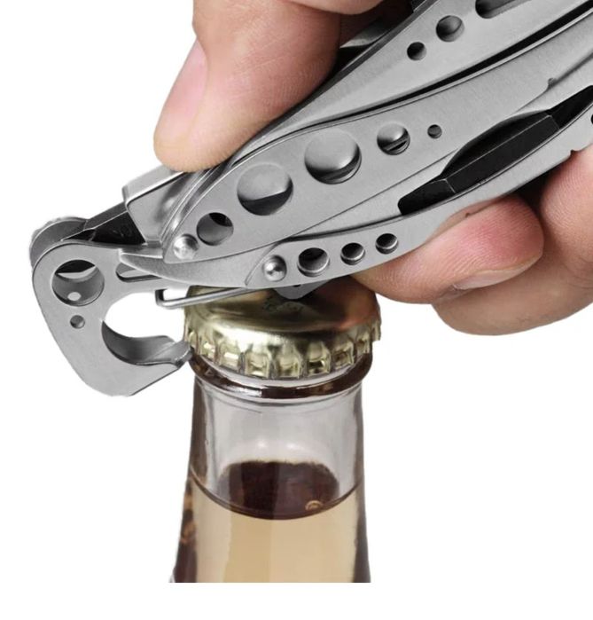 Multitool Leatherman Skeletool