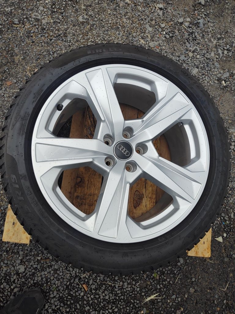 Felga Audi A7 5 x 112 r 19 8 cali et 27 A7L 245/45 R19 Pirelli