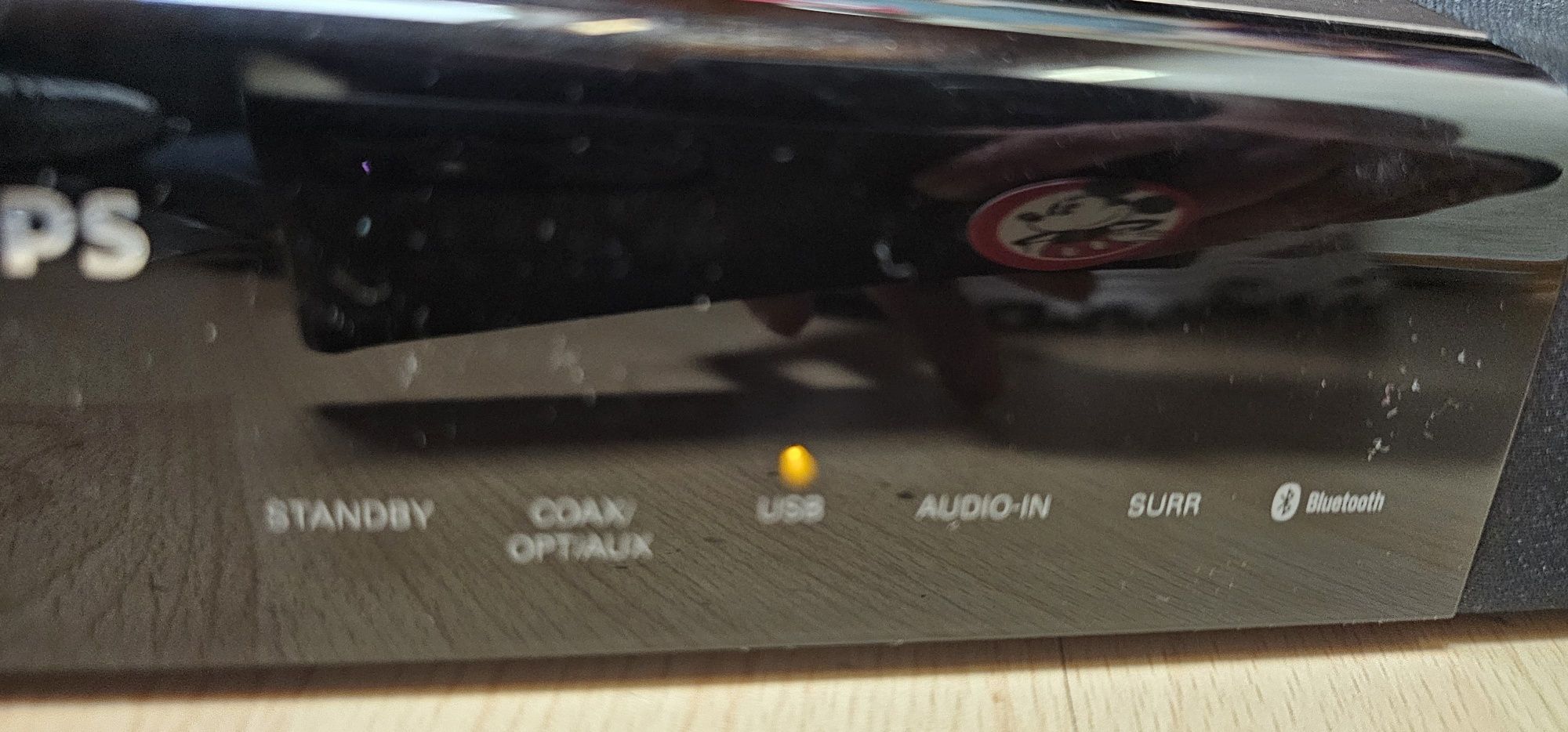 Philips soundbar com subwoofer HTL2160