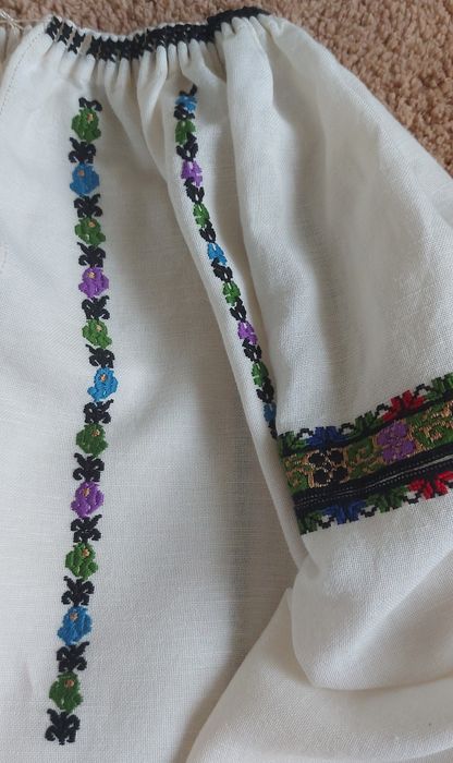 Вишиванка (вишита сорочка)