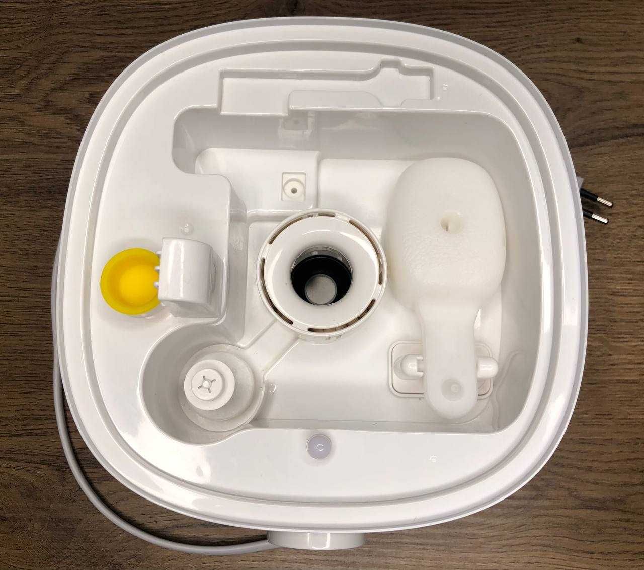 Продаю зволожувач повітря RZTK HM 3540 White