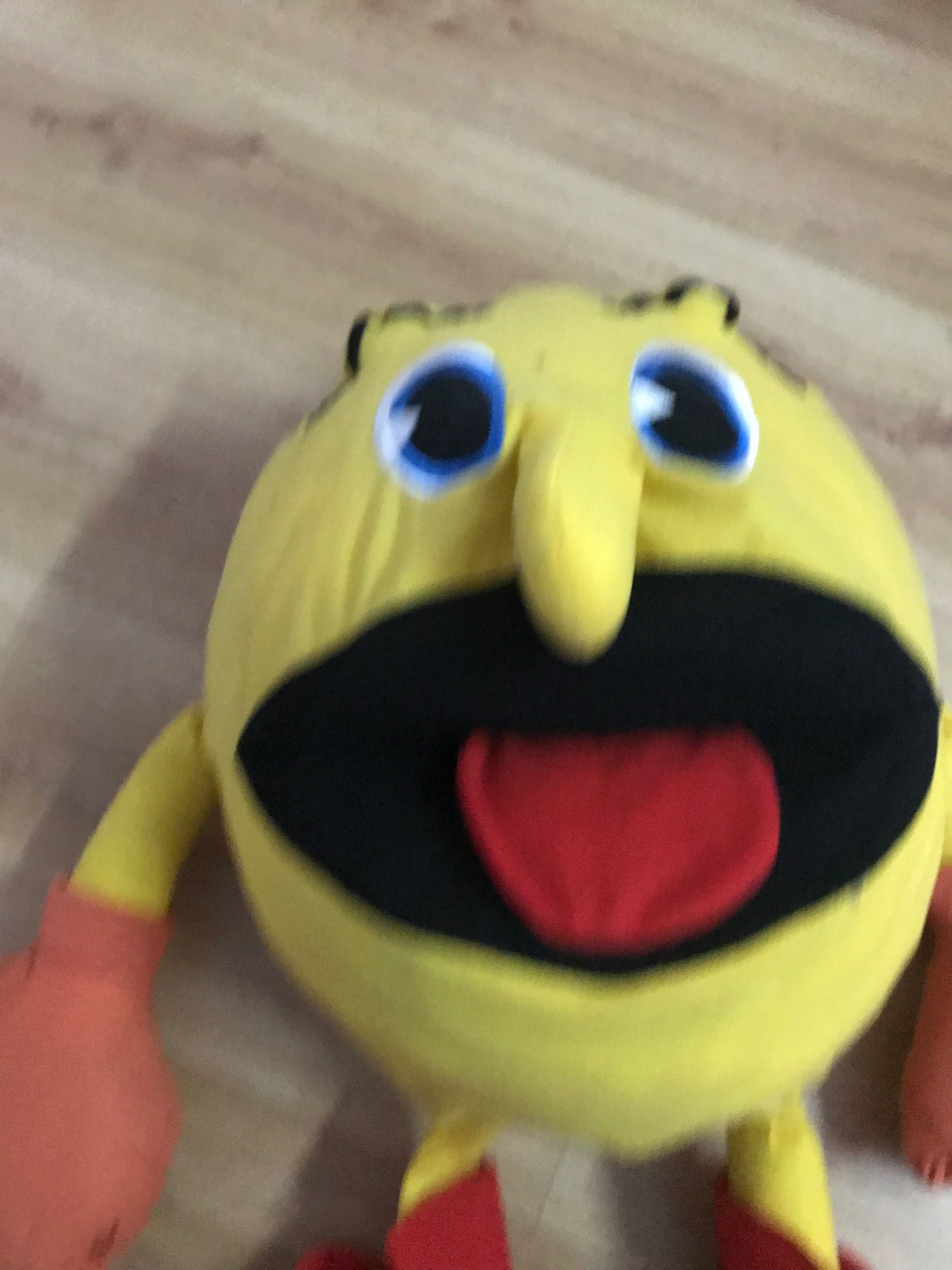 peluche  PAC-MAN  grande