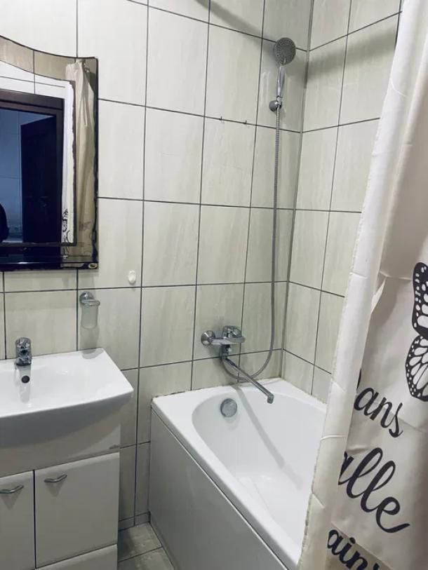 Сдам 3 к.кв. метро 23 Августа