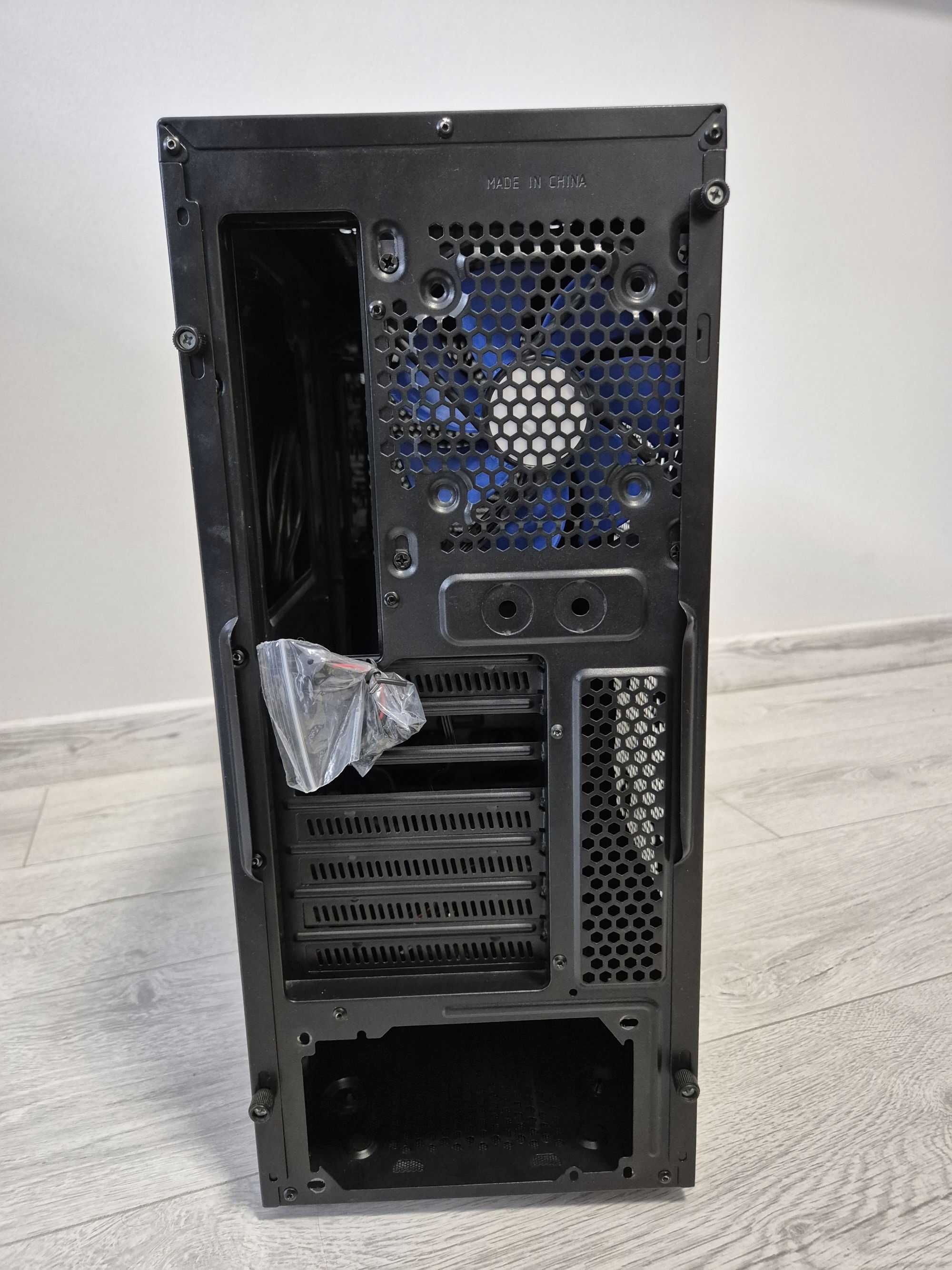 ATX корпус DeepCool TESSERACT. Продув і пилозахист. 4x3.5" HDD. 3x2.5"