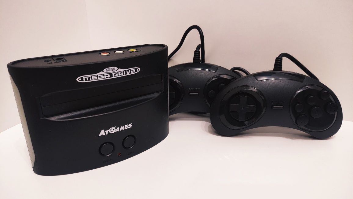 Sega Mega Drive Classic game console 81 gier retro
