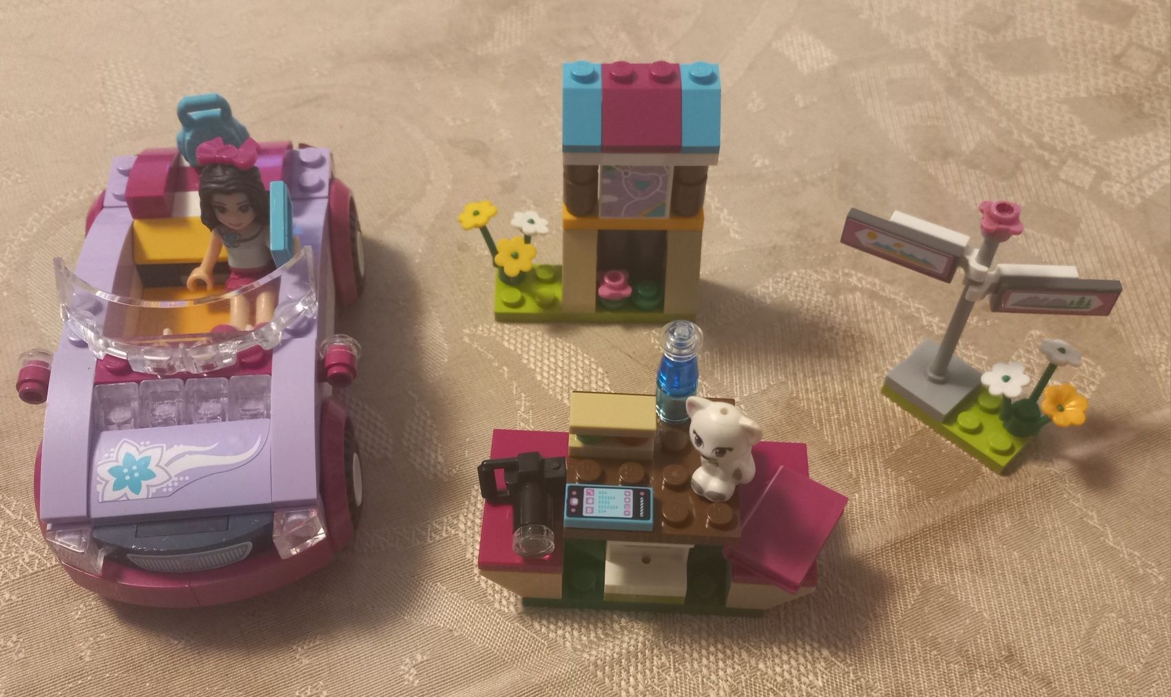 Lego Friends 41013 - sportowy samochód Emmy