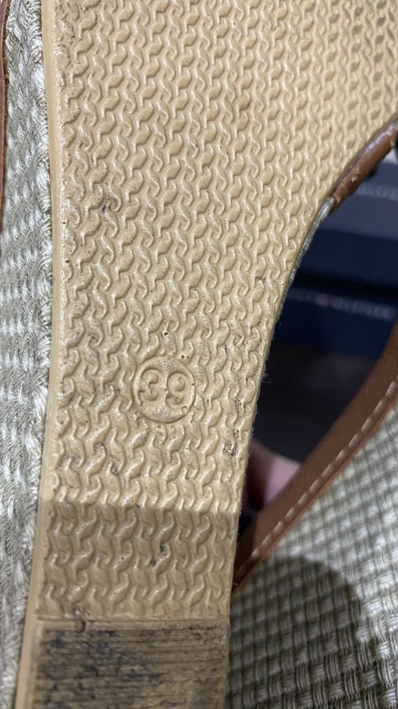 Buty damski sandały  espadryle  Tommy Hilfiger  oryginalne  rozmiar 39