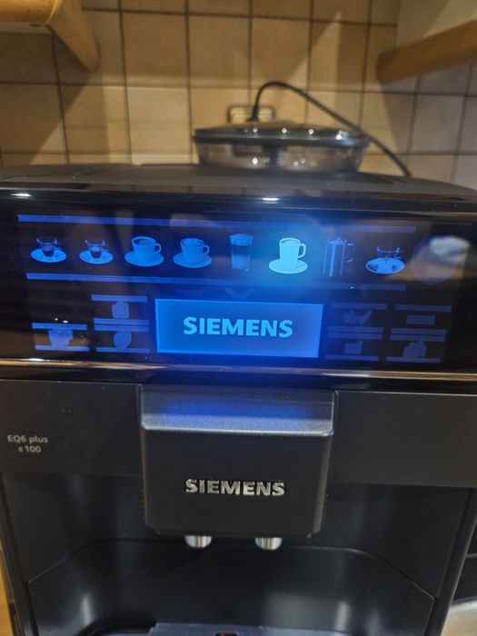 Ekspres Siemens EQ.6 plus s100