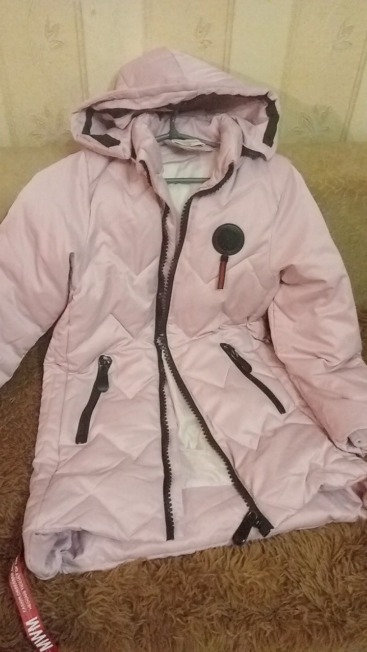 Дитяча куртка для дівчинки