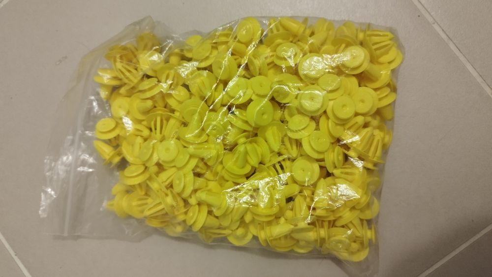 Clips painéis interiores auto (20 unidades)