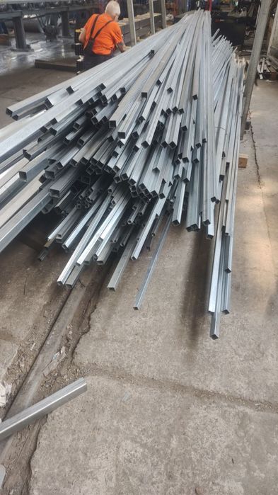 Профільна труба .РОЗПРОДАЖ! 17 грн кг.!