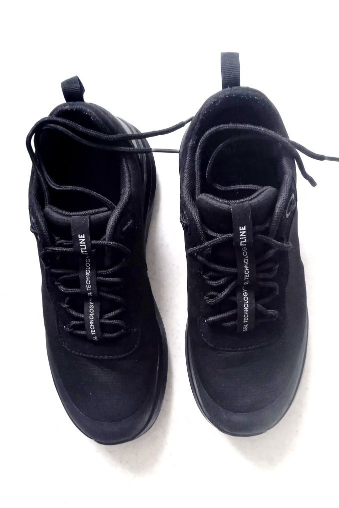 Sneakersy czarne Gaitline