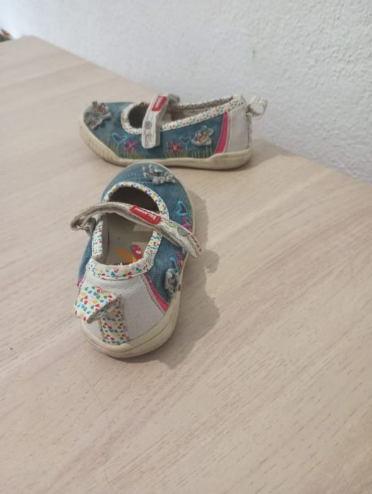 Sapatos / Sandálias Beppi Tamanho 26