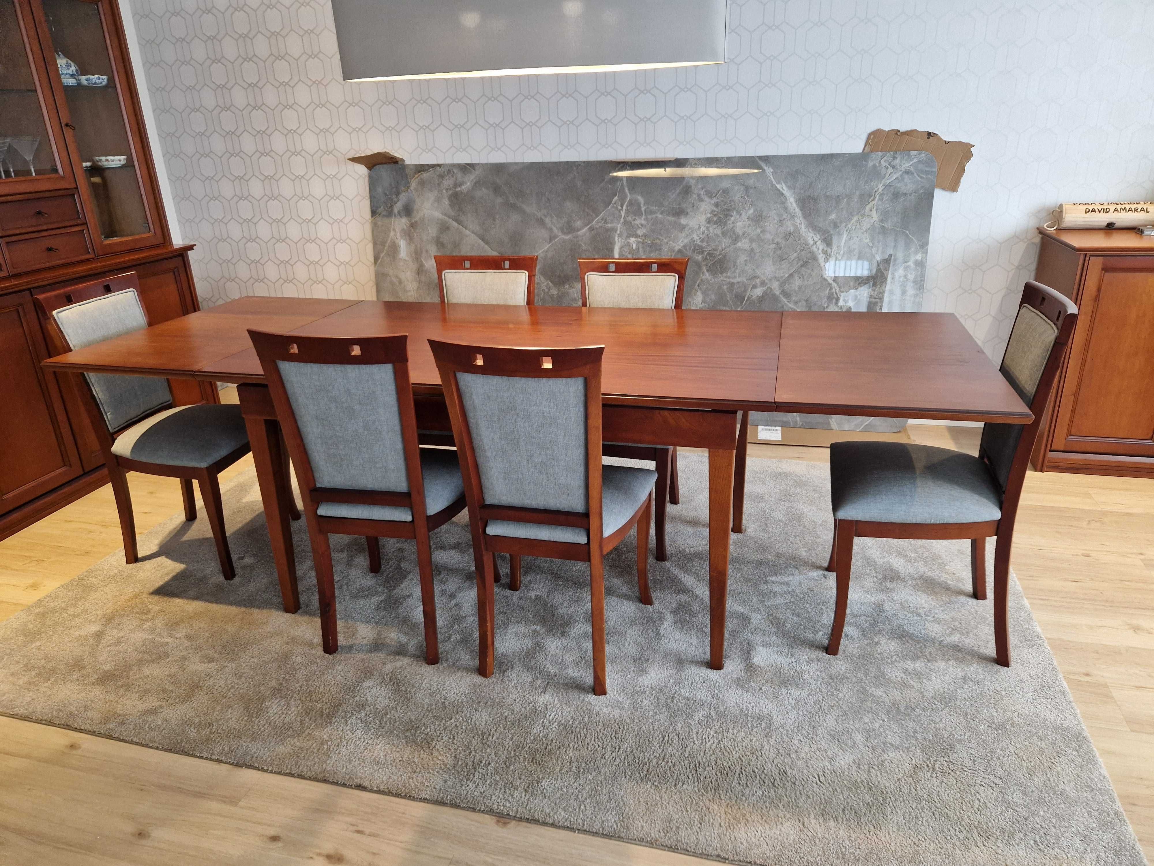 móveis de sala em cerejeira (louceiro, mesa, aparador e 6 cadeiras)