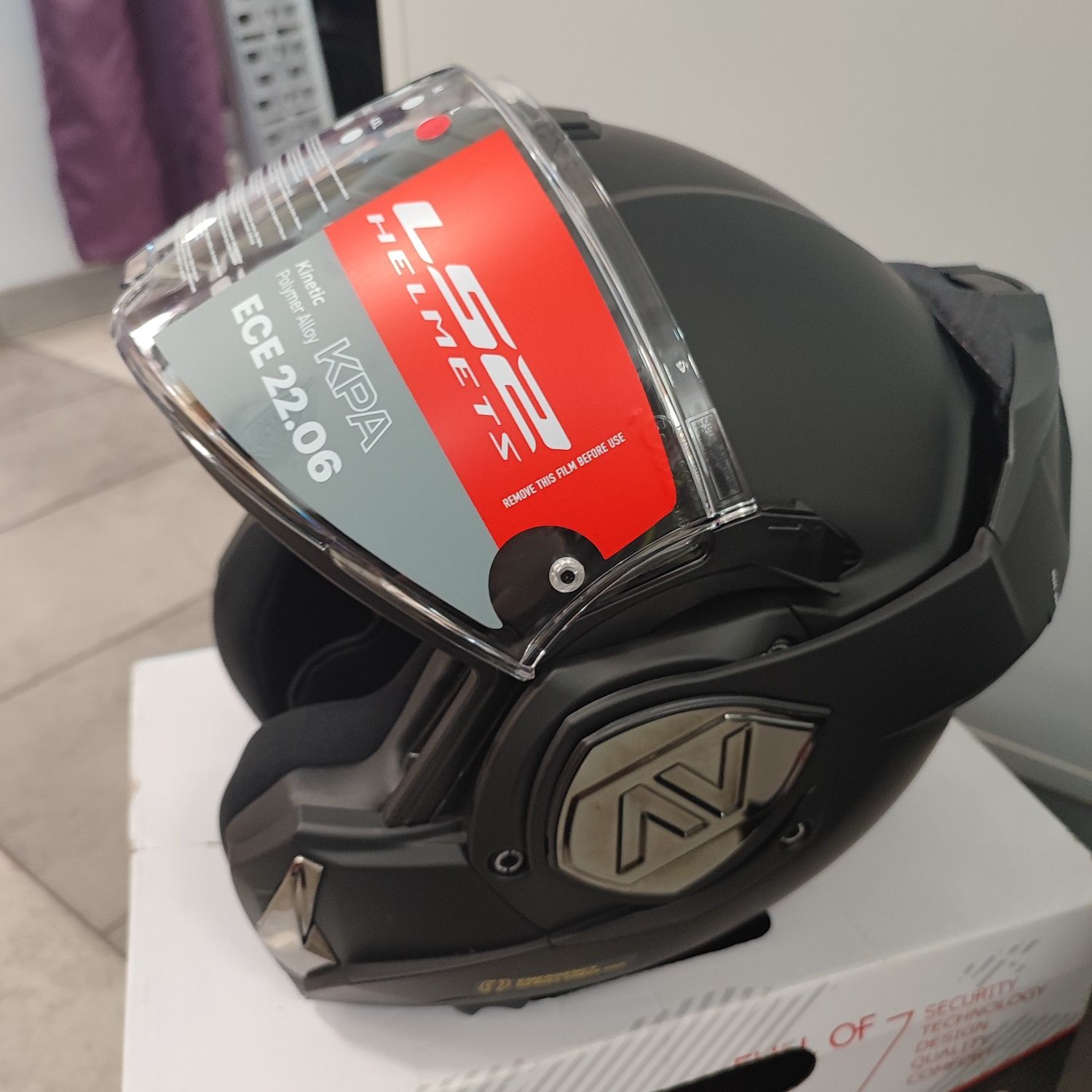 Kask motocyklowy szczękowy LS2 FF906 Advant czarny mat modułowy