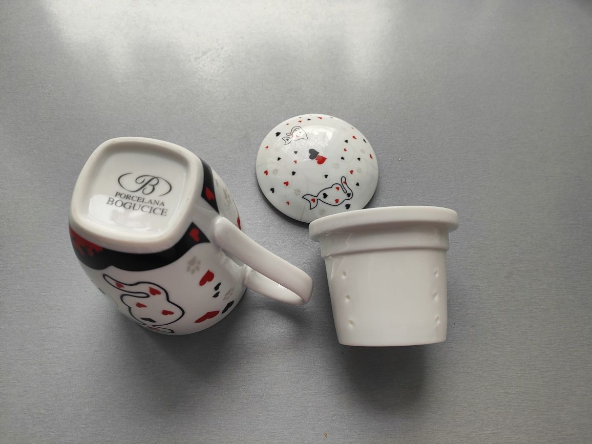 Nowy Kubek w kotki porcelana Bogucice z zaparzaczem
