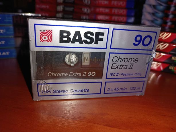 Аудіокасета Basf Chrome Extra II 90 запакована, в наявності