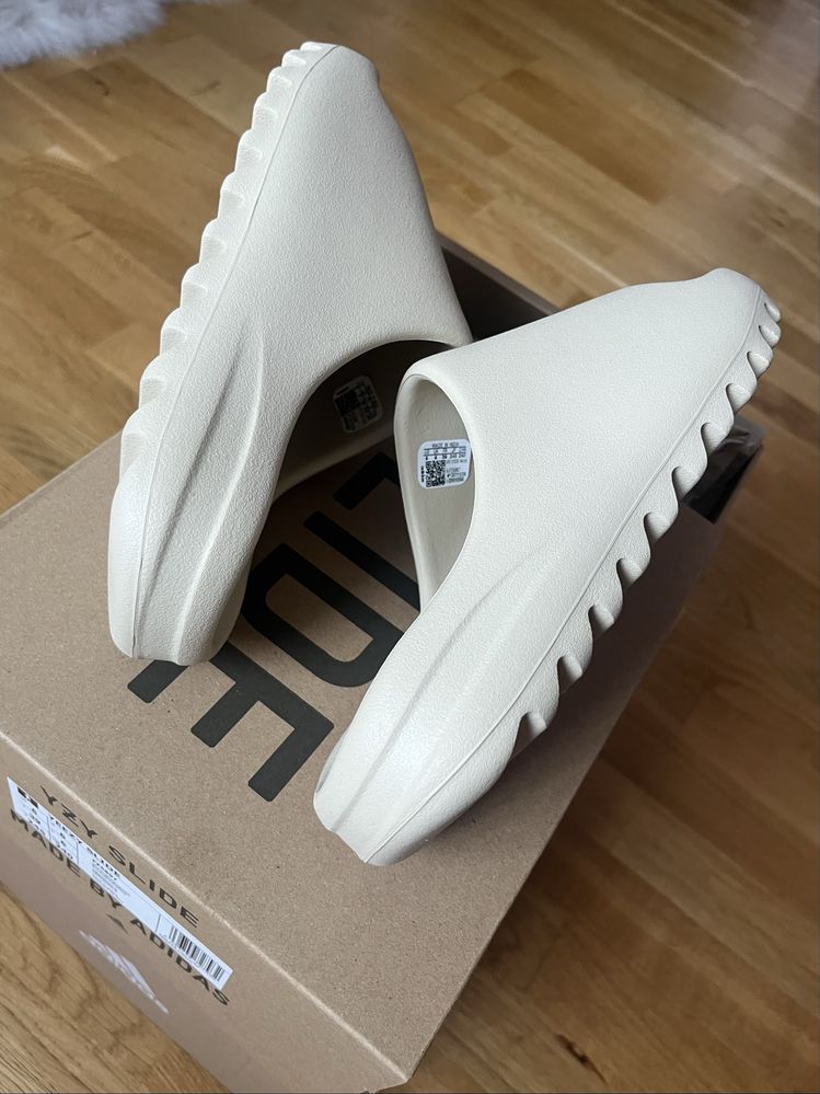 klapki Adidas Yeezy Slide Bone rozmiar 39