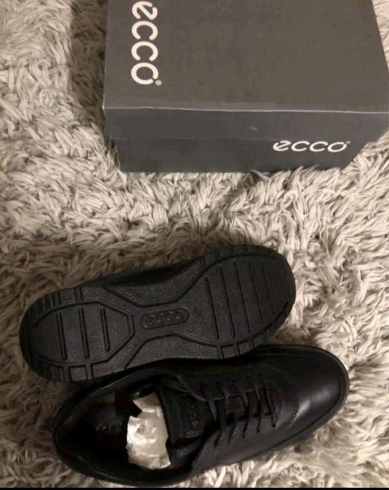 NOWE Buty skórzane ECCO