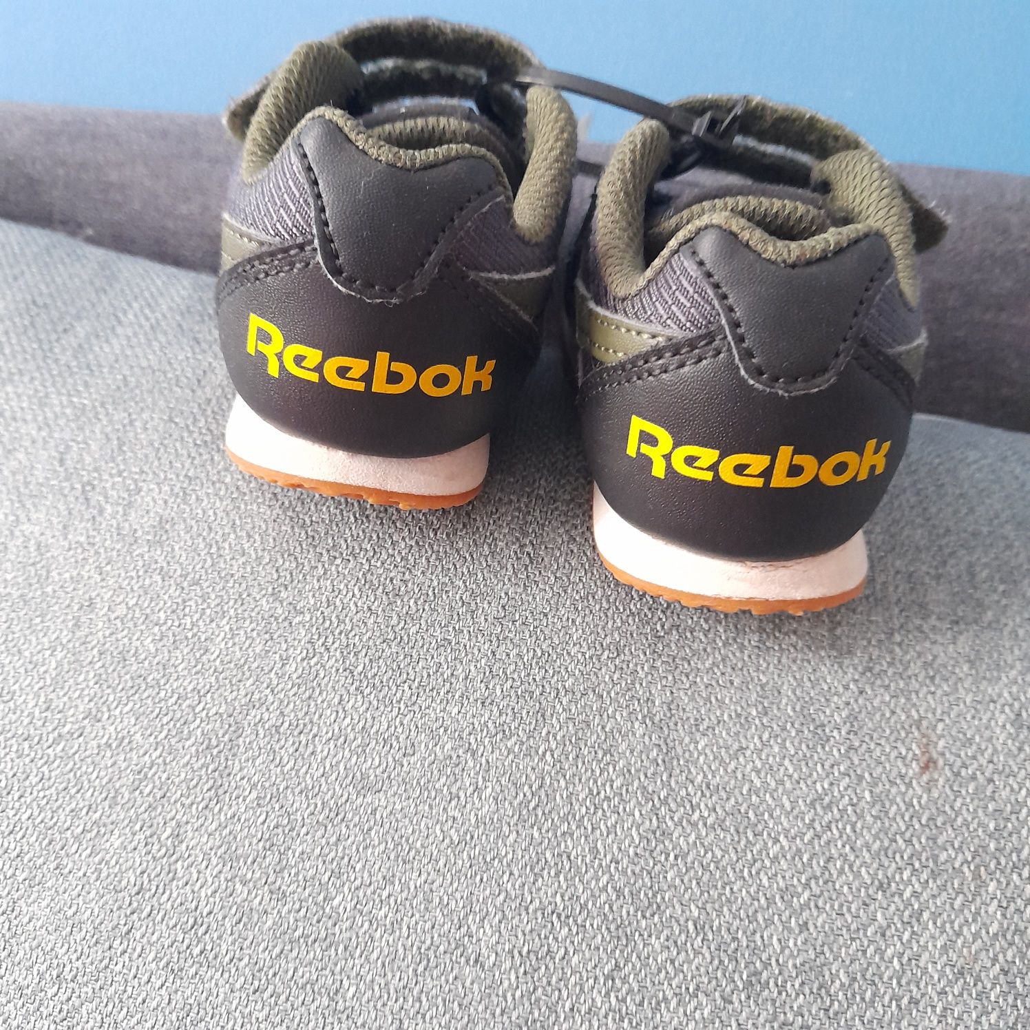 Adidasy buty dziecięce Reebok 21 jak nowe