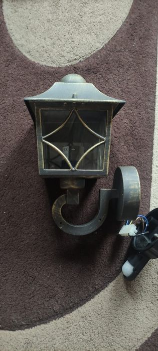 Lampa Massive ogrodowa pozłacana czerń