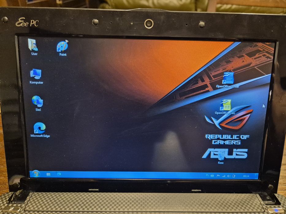 Asus eee pc laptop maly sprawny torba 2GB RAM