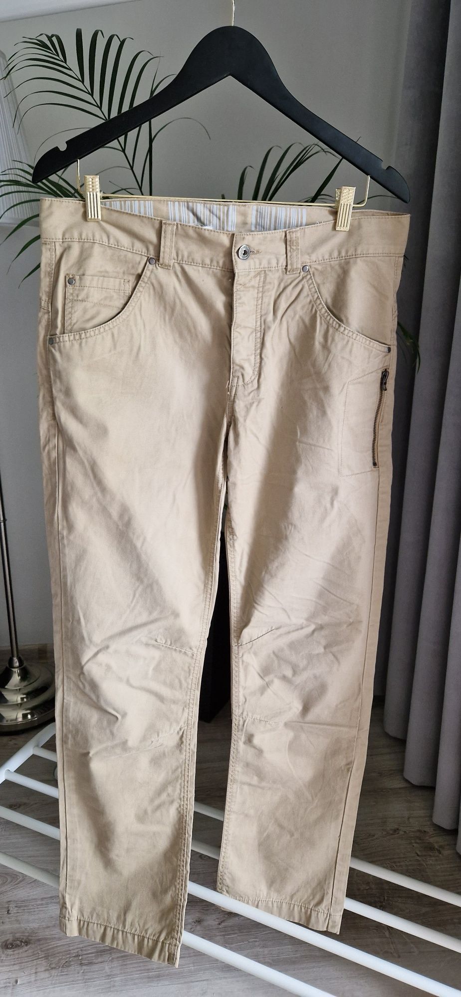 Beżowe spodnie męskie Casablanca rozmiar L