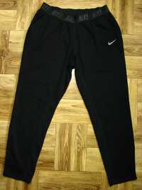 Damskie spodnie treningowe Nike Dry Tapered