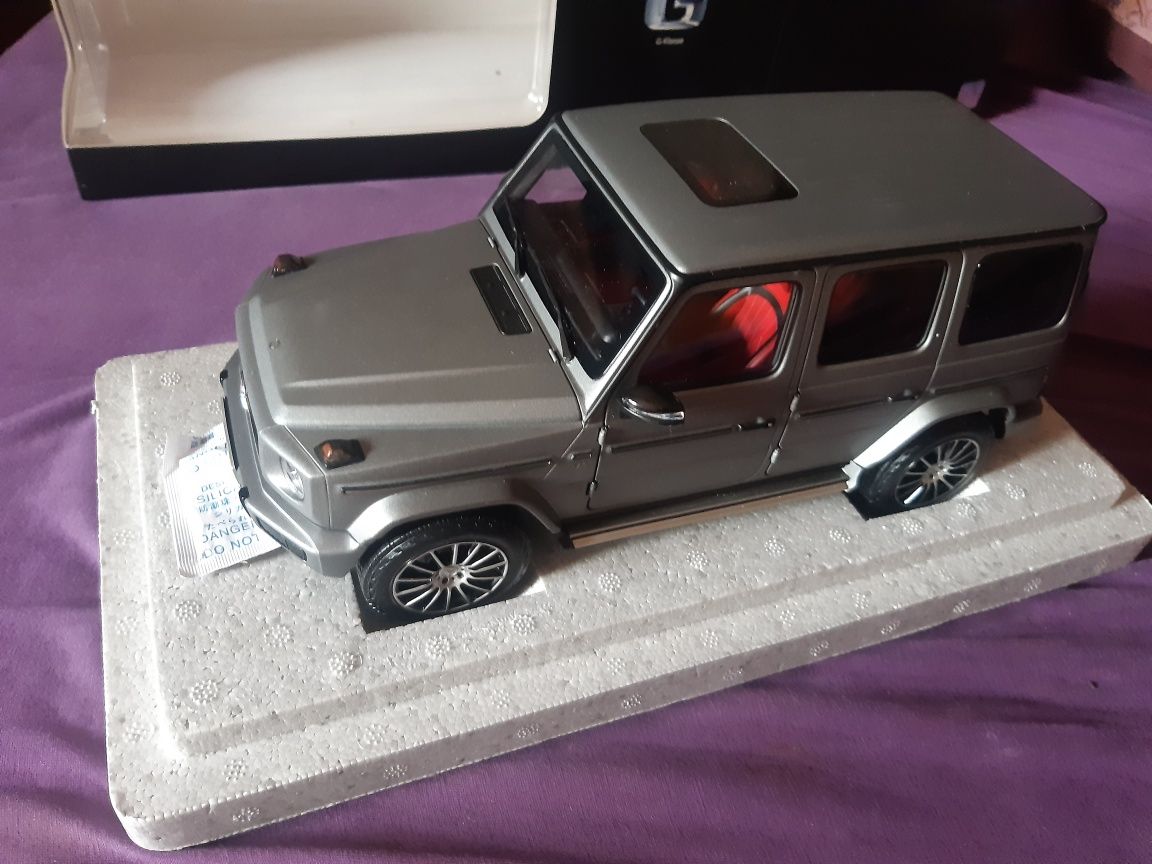 Model g klassa 1:18