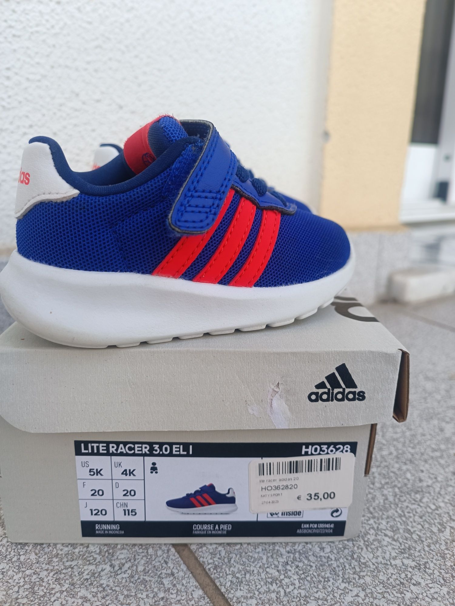 Tênis criança Adidas - como novos -.tamanho 20