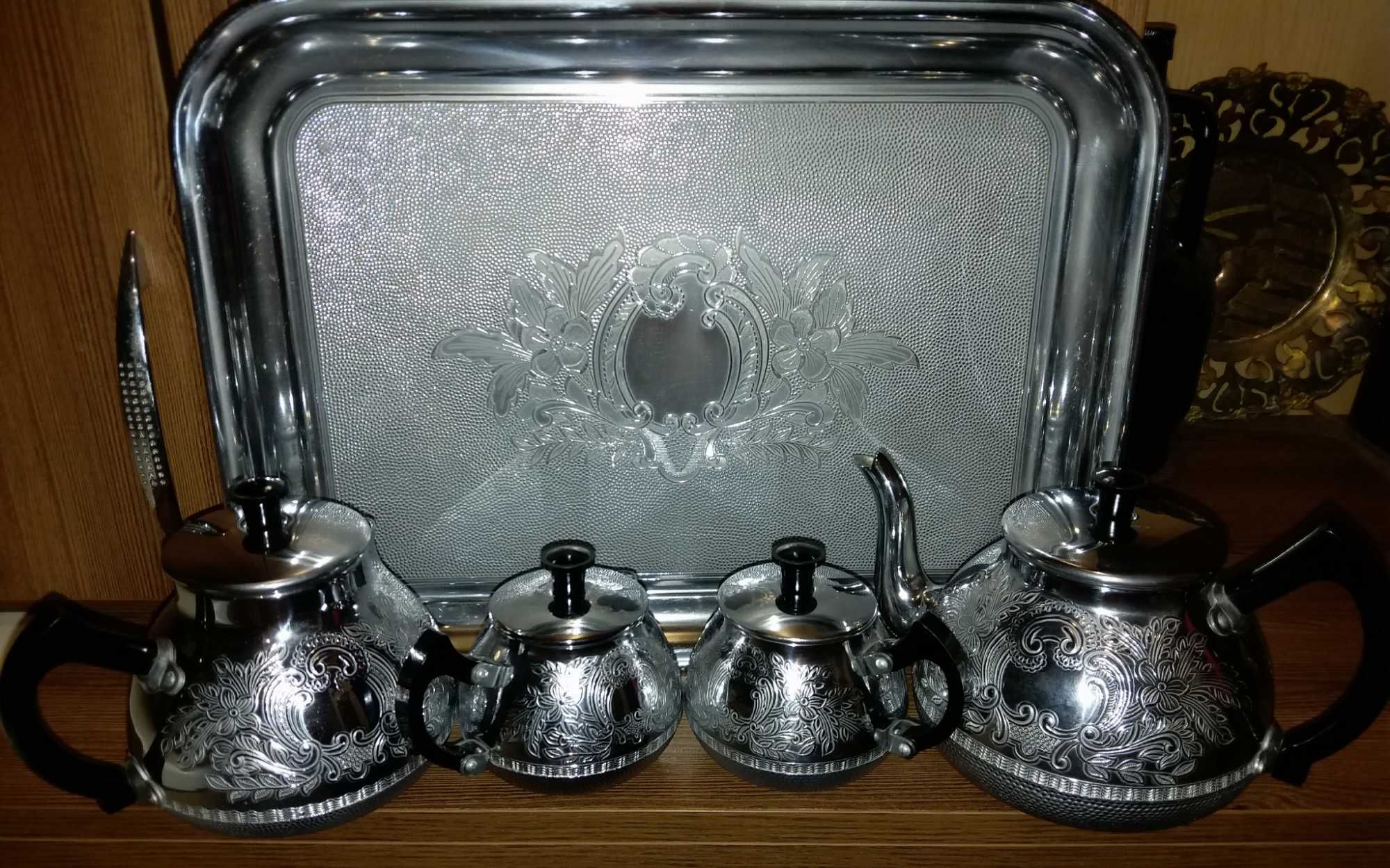 Винтажный чайно-кофейный сервиз со знаком качества СССР